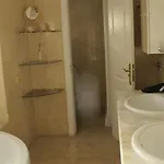 Beautiful Villa With Private Pool וילה *