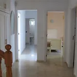 Beautiful Villa With Private Pool וילה *