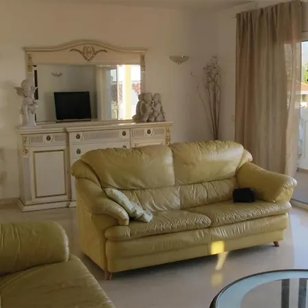 5-bedroom With Private Pool ヴィラ *